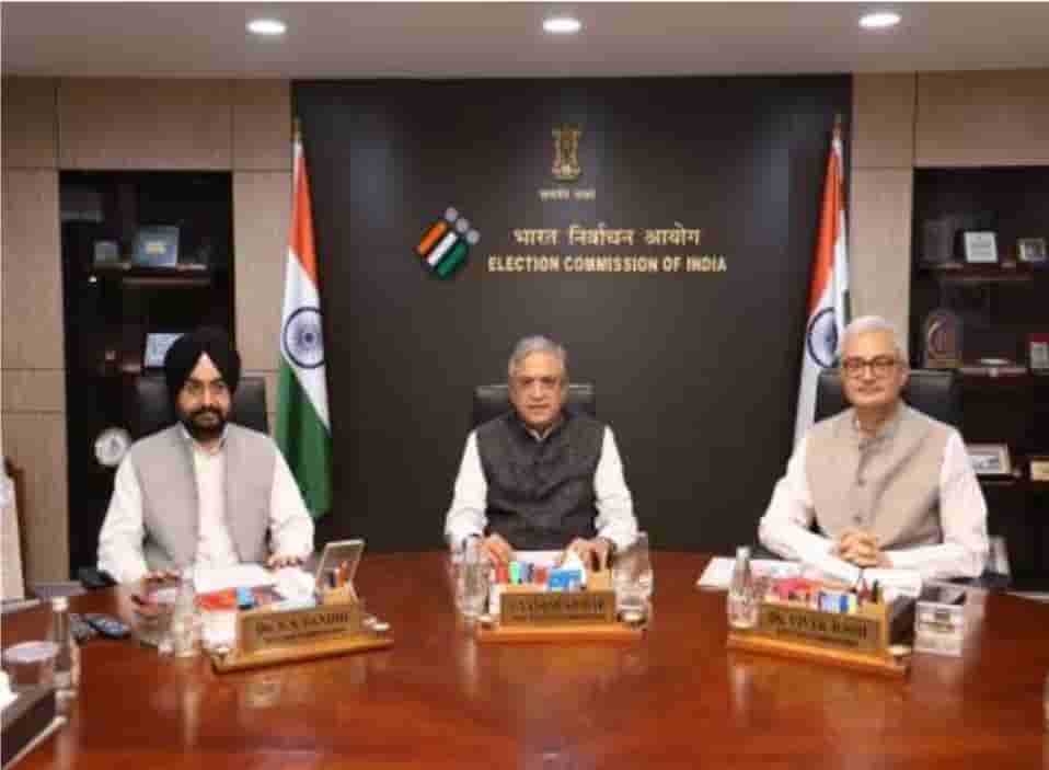 eci-turns-super-active-to-please-voters-critiques