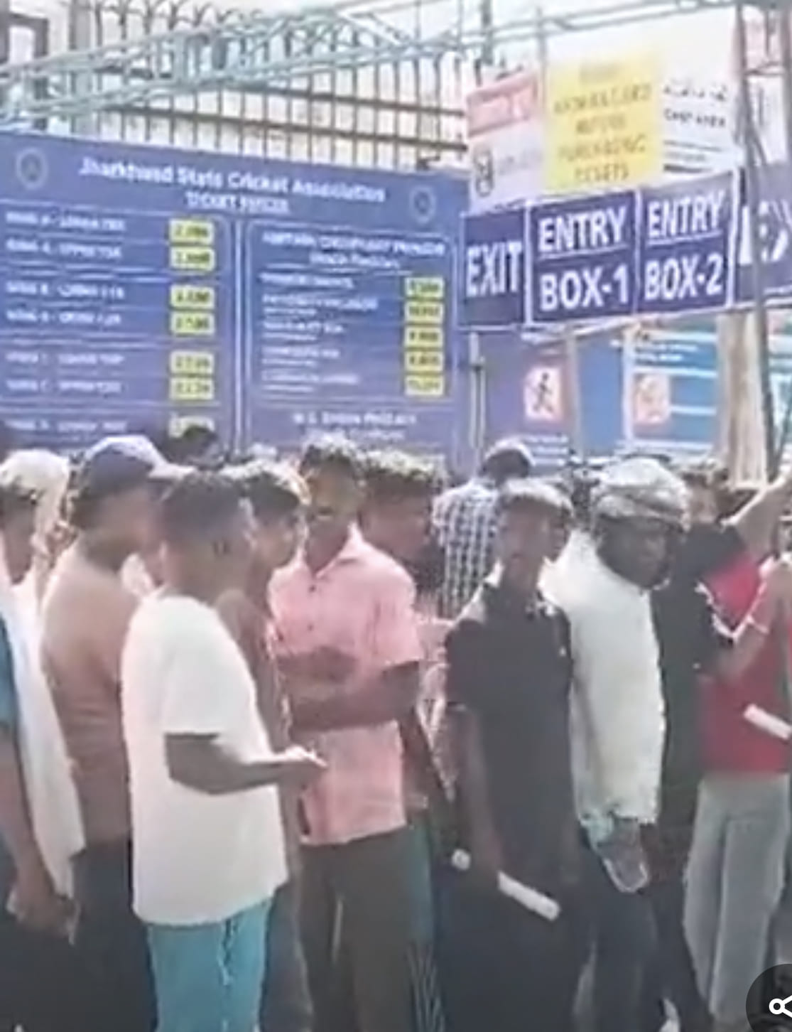 india-vs-west-indies-2nd-t20-match-ticket-black-marketing-outside-the-jsca-complex-in-ranchi-a-report