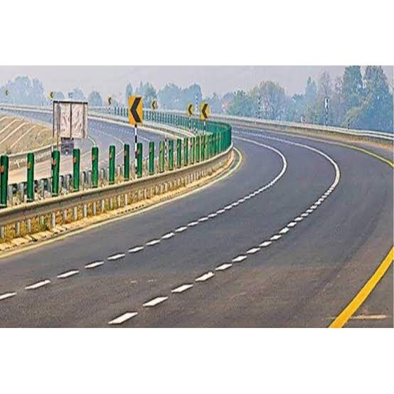 Convert Basukinath to Dumka road and Dumri to Deoghar road into four-lanes, CM request Nitin Gadkari