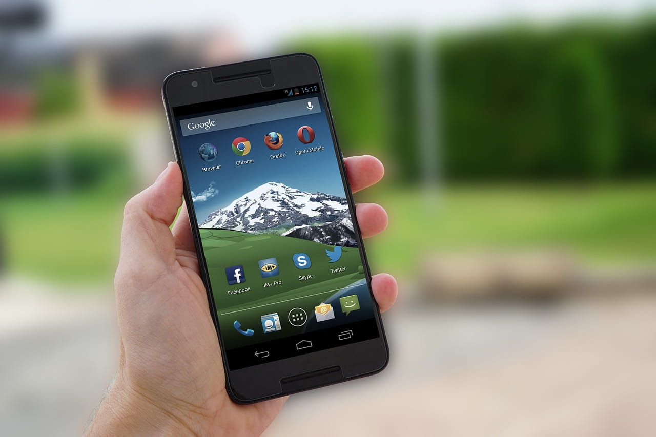 breaking-news-992-of-mobile-phones-used-in-the-country-were-made-in-india