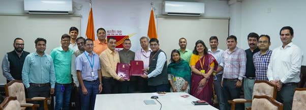 postal-department-and-flipkart-sign-agreement-to-provide-last-mile-delivery-services-for-shipments-across-india
