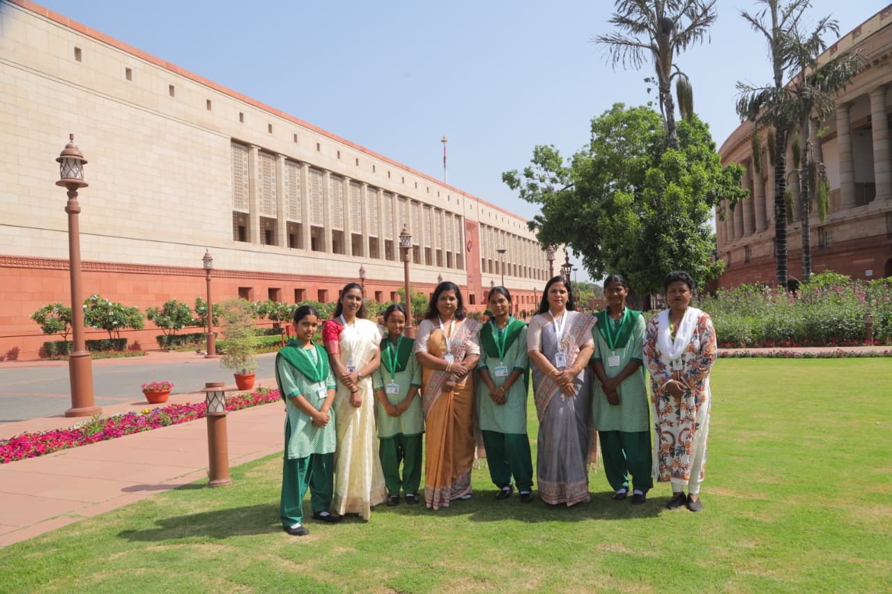 jharkhand-possibility-finds-a-path-for-poor-tribal-girl-students-at-kasturba-gandhi-balika-vidyalaya-kanke