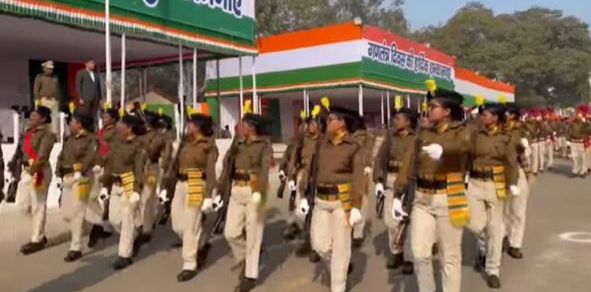 republic-day-2026-with-the-cm-soren-in-london-deputy-commissioner-hoists-the-national-flag-in-dumka