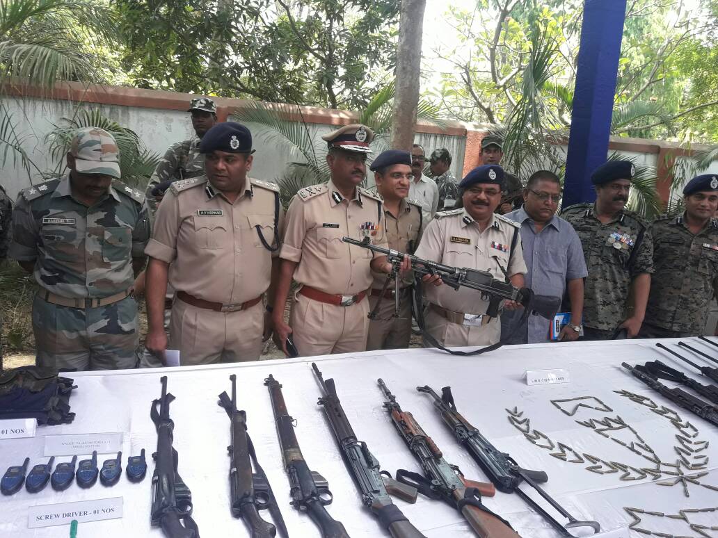 Anti Naxal Operation-Huge arms,ammunition recovered in Lohardaga