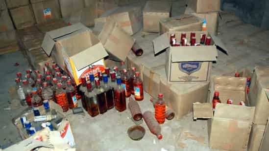 Bihar emrges as a liquor market for smugglers from Punjab, Haryana, Jharkhand