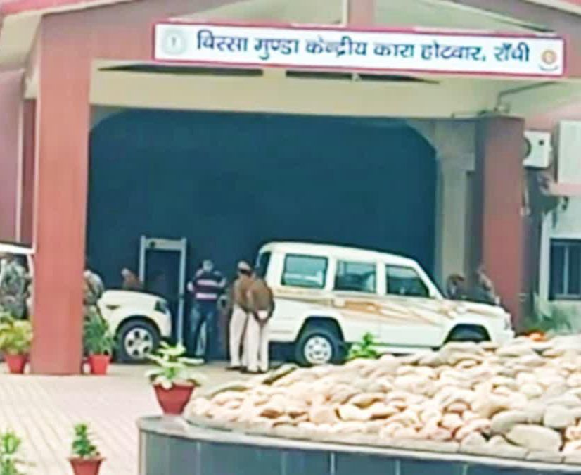 As prisoners observe Mahaparv Chhath, lights illuminate high walls of Jails in Jharkhand 