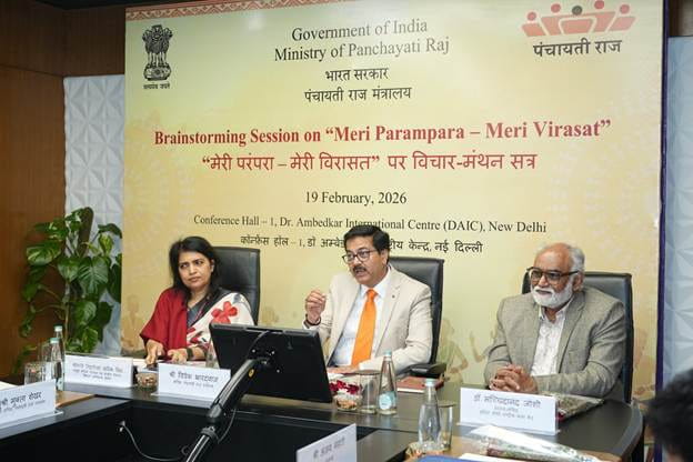 centre-holds-meeting-on-meri-paramparameri-virasat-to-preserve-tribal-heritage-in-india