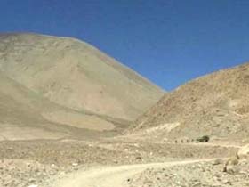 Chinese Army intrudes,sets up camp inside Ladakh