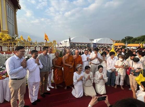 magh-puja-ceremony-organised-at-sanamluang-pavilion-where-holy-relics-from-india-are-enshrined