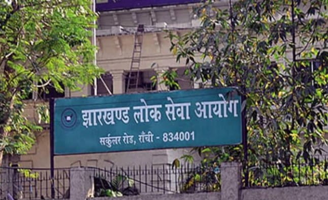 eyebrows-raised-over-soren-govts-8-notifications-in-jharkhand