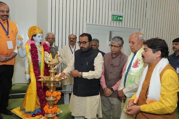 RAV hosts 28th Convocation & Shishyopanayaniya Samskara 