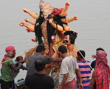 seven-dalit-youths-stabbed-in-aftermath-of-goddess-durga-idol-immersion-in-jharkhand