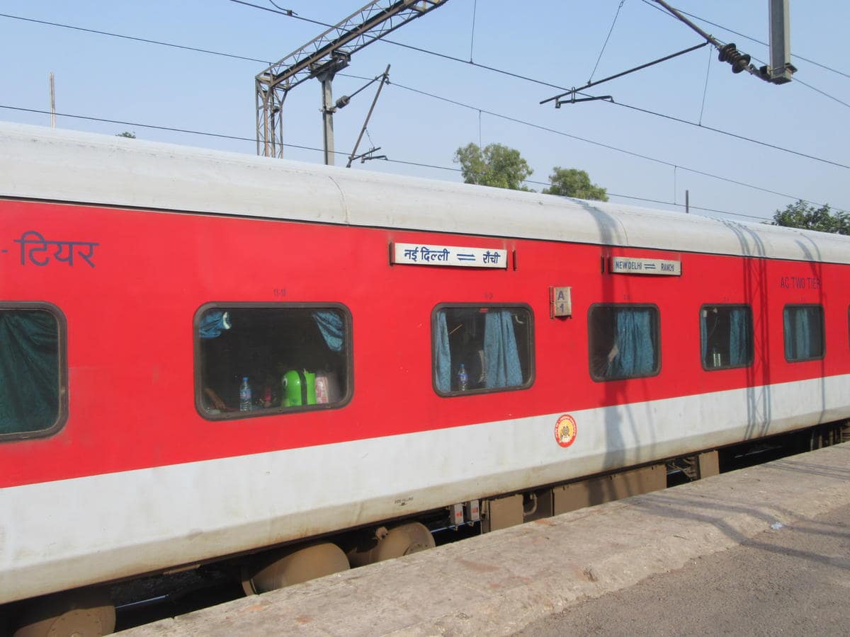Delhi-Ranchi Rajdhani Express to stop at Lohardaga, benefit it’s passengers 