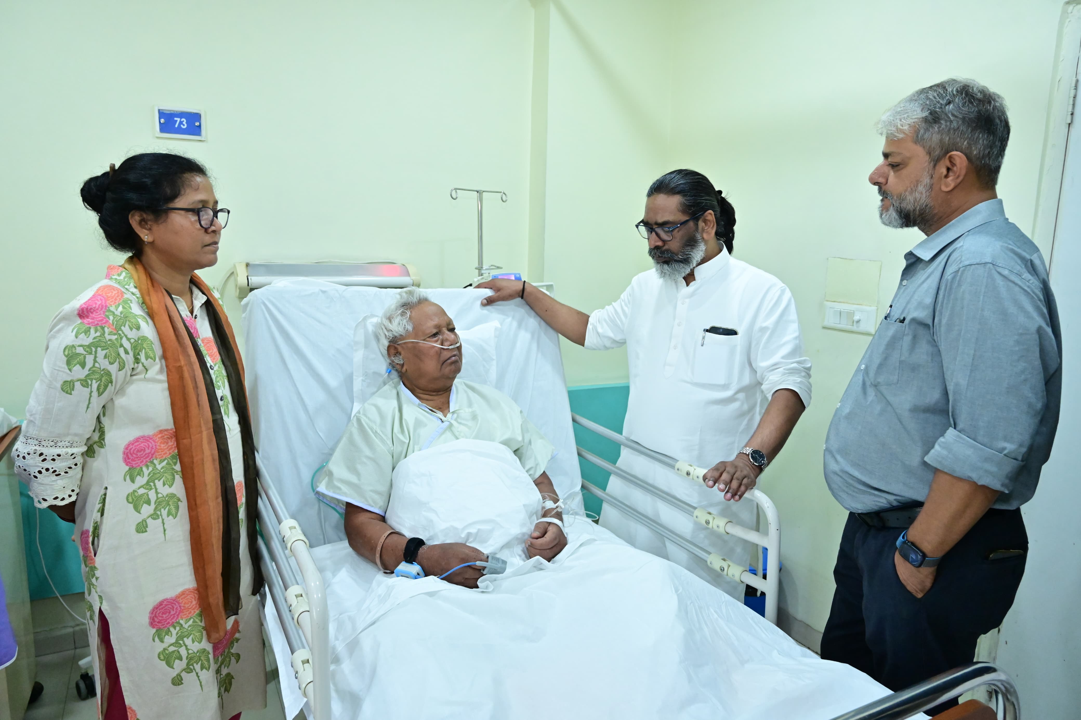 CM Hemant Soren meets former Deputy Speaker Karia Munda in Ranchi hospital 