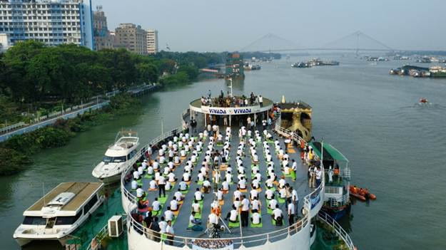 international-yoga-day-2026-records-participation-by-over-3-crore-a-report