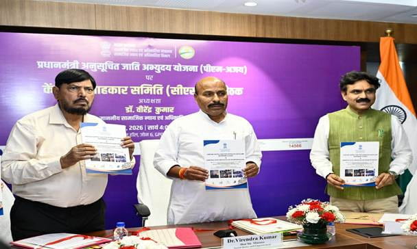 booklet-showcased-success-stories-of-sc-st-bc-and-asim-backed-entrepreneurs