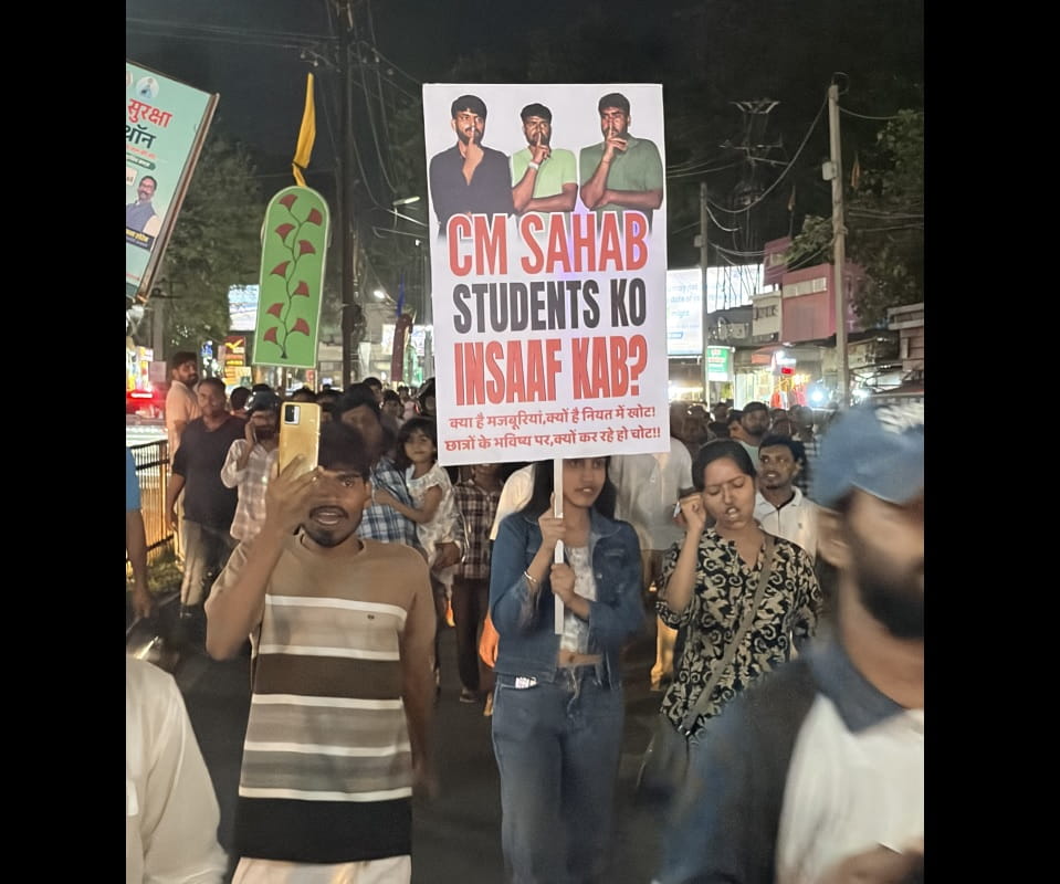ahead-of-fresh-talks-with-soren-govt-students-refuse-to-end-protest-demanding-cbi-probe