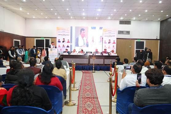 Breaking News: Central Trade Unions join hands in support of the four Labour Codes