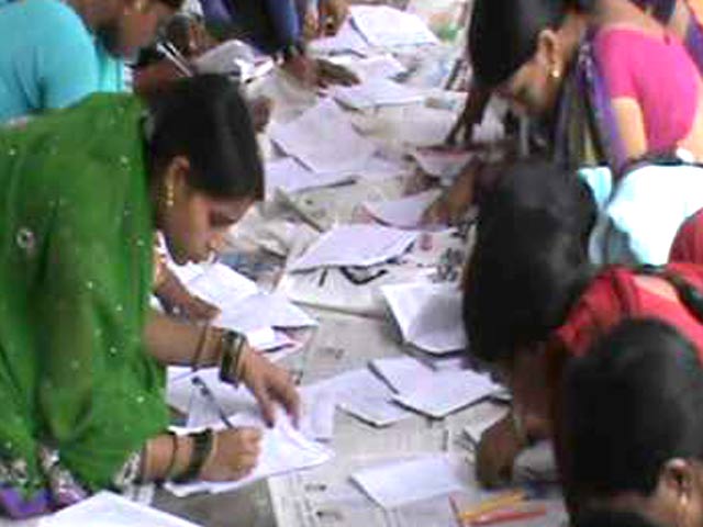 Parents–officials gang up,help wards write exams inside a house in Ranchi  