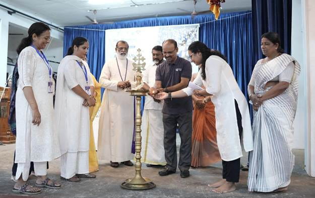 kottayam-hosts-special-session-on-menopause-wellness-through-yoga