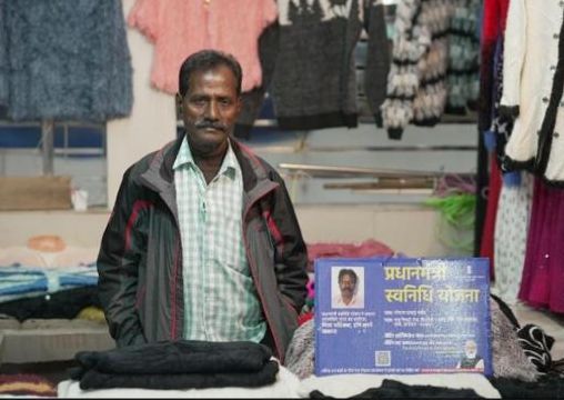 explained-roots-of-change-in-life-of-a-vendor-in-ranchi-from-a-tea-seller-to-a-shop-owner