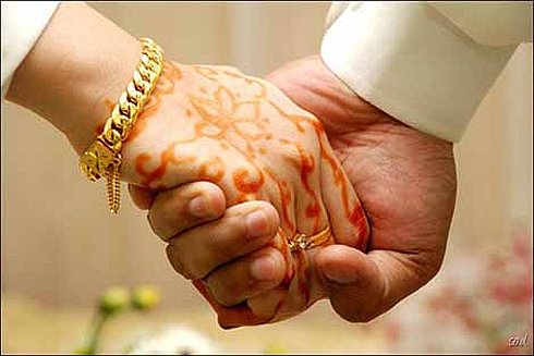 Make marriage outside caste,pocket Rs 75,000 in Himachal