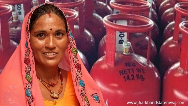 Women in cheers as LPG cylinder price down by Rs 100 on the International Women’s Day-2024