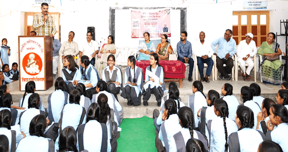 Vibrant art workshops organised in Jharkhand, UP, Rajasthan, Karnataka
