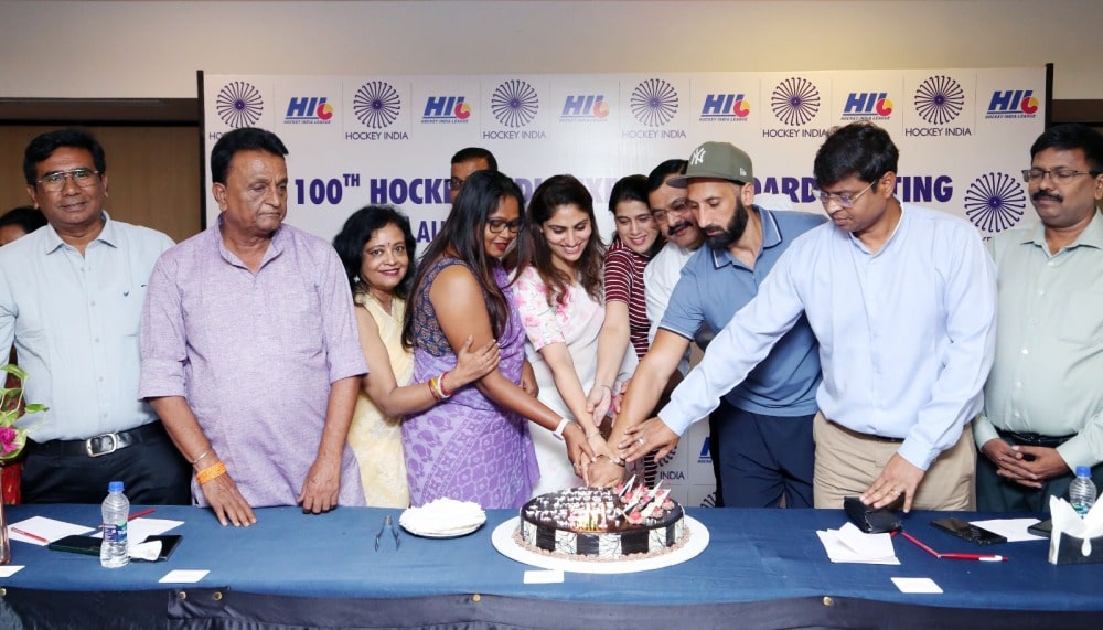 Hockey India names Sardar Singh, Rani Rampal as coaches of Sub Jr Men and Women's teams; announces revival of HI League